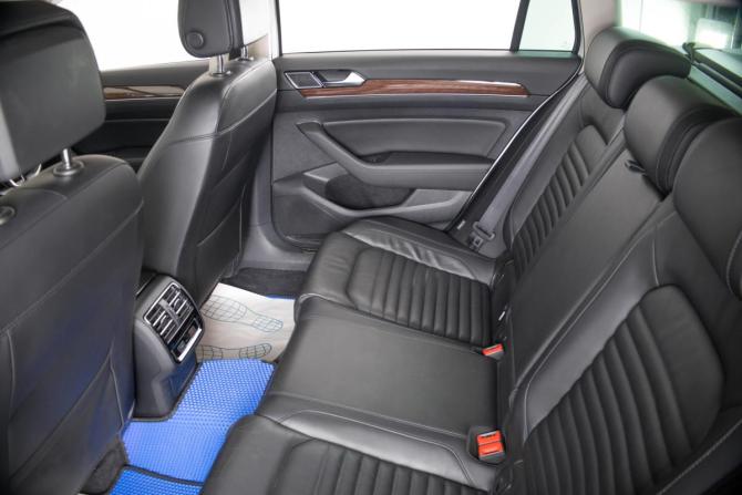 Volkswagen Passat B8 с пробегом 2015 года, цена 1 759 000 рублей, 111484 км, универсал, Автокод Объявления
