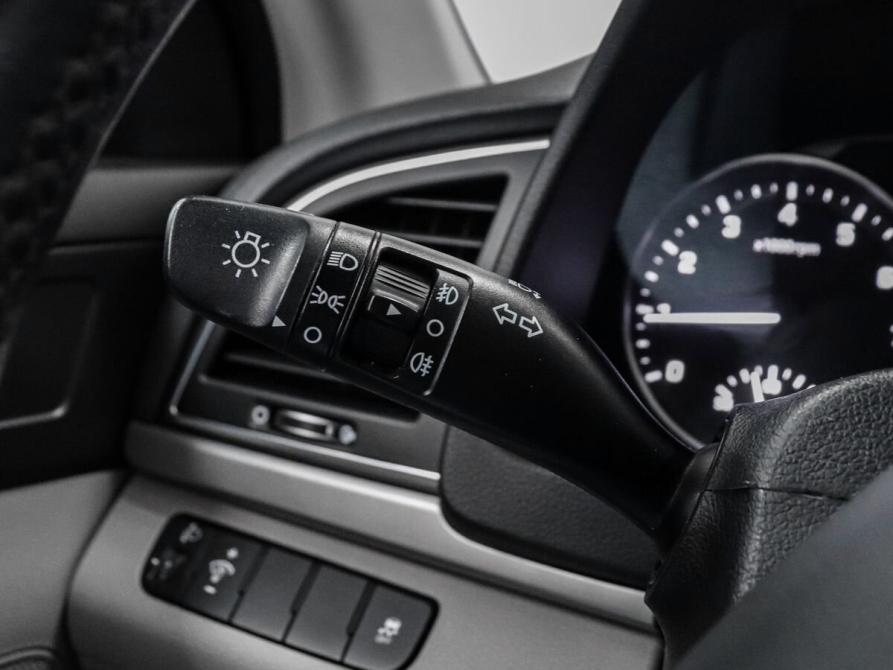 Hyundai Elantra VI (AD) Минеральные Воды  - изображение 13