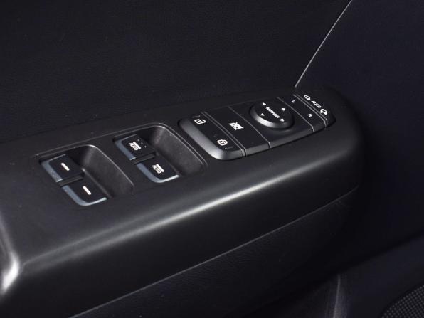 Kia Sportage IV Рестайлинг с пробегом 2019 года, цена 2 189 995 рублей, 152027 км, внедорожник, Автокод Объявления