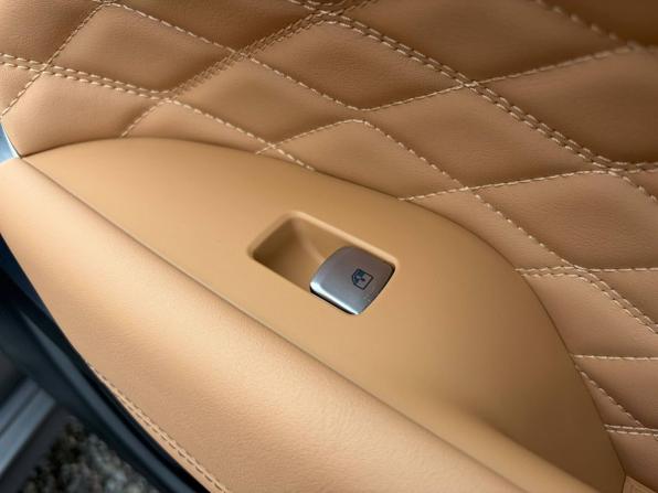 Genesis G70 I Рестайлинг с пробегом 2022 года, цена 3 675 000 рублей, 49000 км, седан, Автокод Объявления