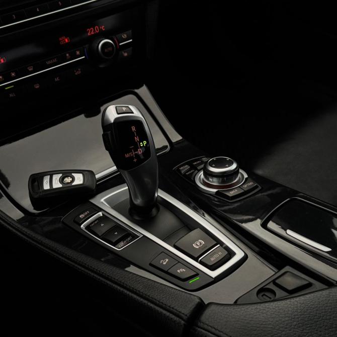 BMW 5 серии VI (F10/F11/F07) Нижнекамск  - изображение 17