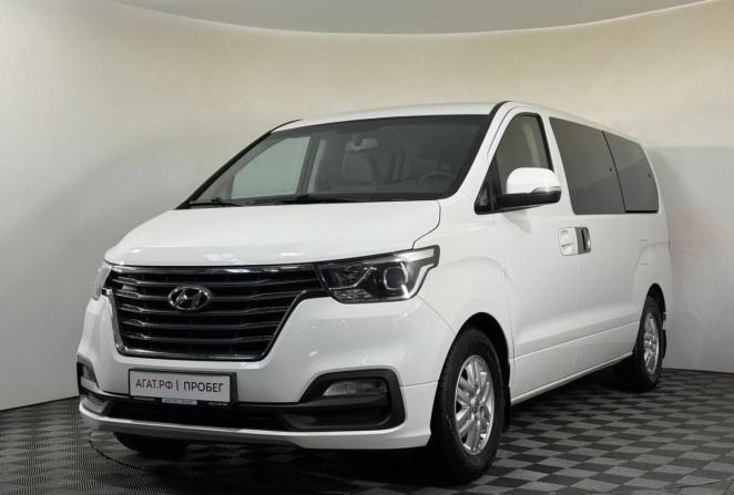 Hyundai H-1 II Рестайлинг 2 с пробегом 2021 года, цена 2 800 000 рублей, 115582 км, минивэн, Автокод Объявления