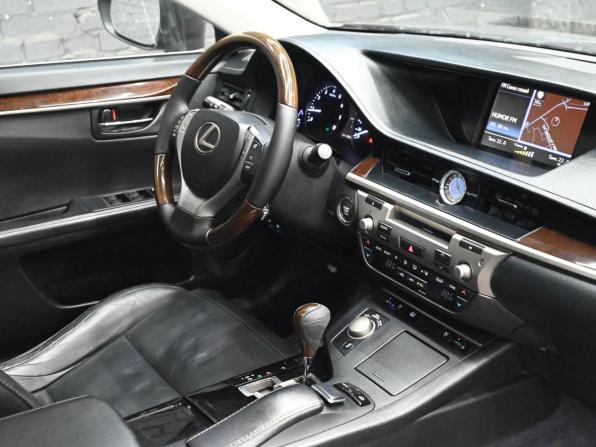 Lexus ES VI с пробегом 2013 года, цена 2 250 000 рублей, 265029 км, седан, Автокод Объявления