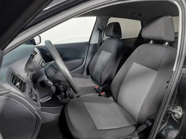 Volkswagen Polo V с пробегом 2014 года, цена 682 800 рублей, 402345 км, седан, Автокод Объявления