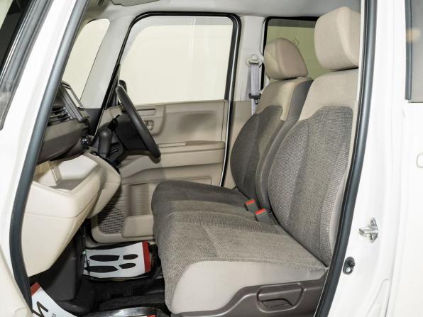 Honda N-BOX II с пробегом 2018 года, цена 775 000 рублей, 93564 км, микровэн, Автокод Объявления