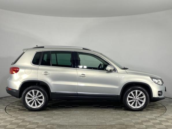 Volkswagen Tiguan I Рестайлинг с пробегом 2011 года, цена 1 295 000 рублей, 233899 км, внедорожник, Автокод Объявления