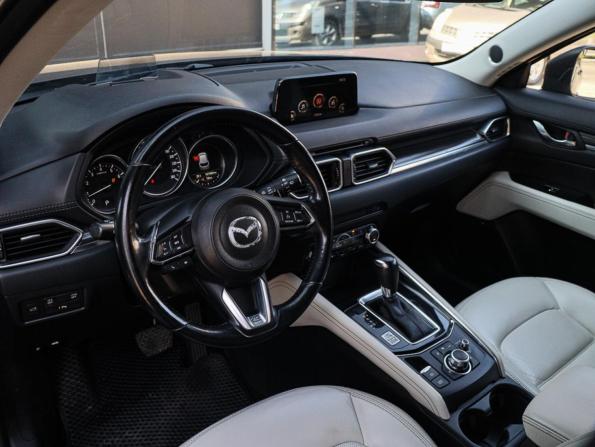 Mazda CX-5 II с пробегом 2017 года, цена 2 680 000 рублей, 102000 км, внедорожник, Автокод Объявления