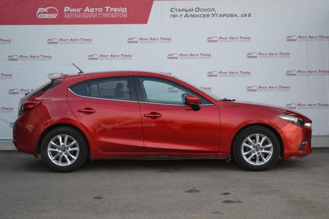 Mazda 3 III (BM) Рестайлинг с пробегом 2017 года, цена 1 490 000 рублей, 140607 км, хэтчбек, Автокод Объявления