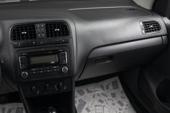 Volkswagen Polo V с пробегом 2012 года, цена 679 000 рублей, 220123 км, седан, Автокод Объявления