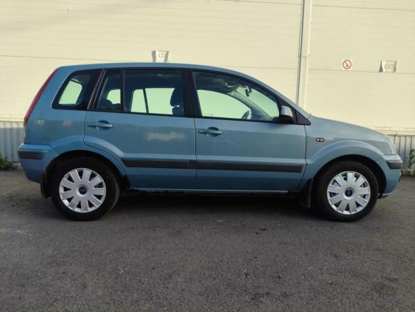 Ford Fusion I Рестайлинг с пробегом 2008 года, цена 380 000 рублей, 204079 км, хэтчбек, Автокод Объявления