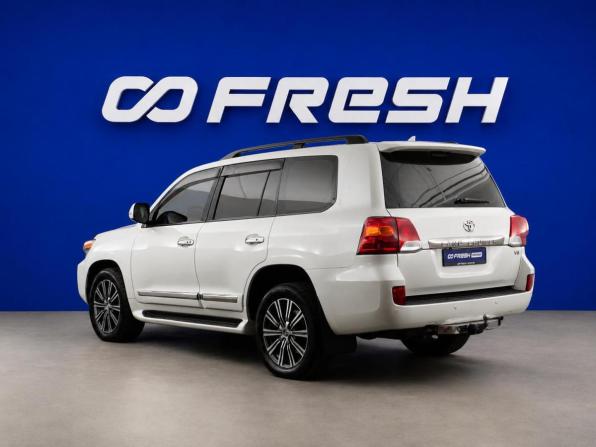 Toyota Land Cruiser 200 Series Рестайлинг 1 с пробегом 2015 года, цена 3 599 051 рубль, 488161 км, внедорожник, Автокод Объявления