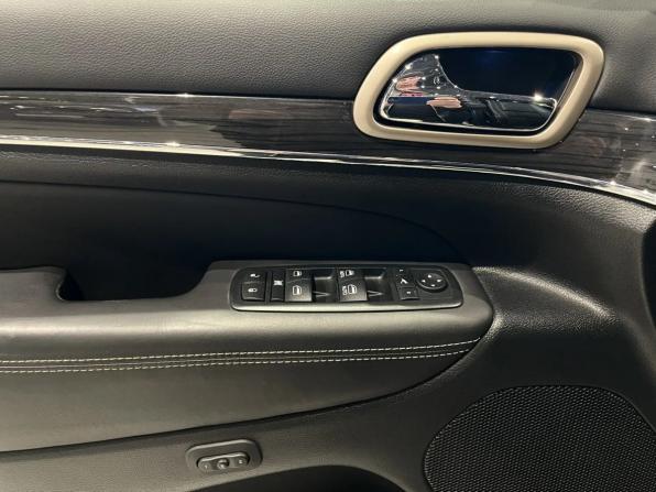 Jeep Grand Cherokee IV (WK2) Рестайлинг с пробегом 2014 года, цена 2 180 000 рублей, 232904 км, внедорожник, Автокод Объявления