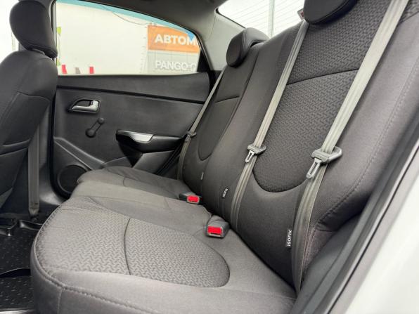 Kia Rio III Рестайлинг с пробегом 2016 года, цена 851 000 рублей, 138300 км, седан, Автокод Объявления