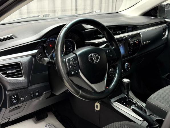 Toyota Corolla XI (E160 E170 E180) с пробегом 2013 года, цена 1 099 000 рублей, 243636 км, седан, Автокод Объявления