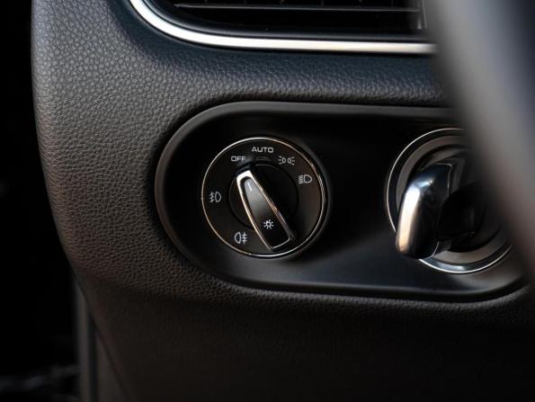 Porsche Macan I Рестайлинг с пробегом 2018 года, цена 3 729 000 рублей, 88255 км, внедорожник, Автокод Объявления