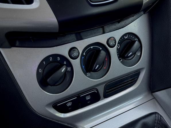 Ford Focus III с пробегом 2012 года, цена 670 000 рублей, 271786 км, седан, Автокод Объявления