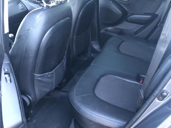 Hyundai ix35 I Рестайлинг с пробегом 2015 года, цена 1 290 000 рублей, 238220 км, внедорожник, Автокод Объявления