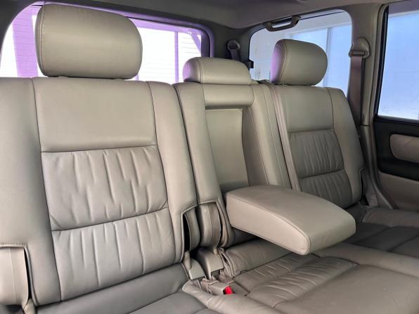 Toyota Land Cruiser 100 Series Рестайлинг 2 с пробегом 2006 года, цена 2 650 000 рублей, 300672 км, внедорожник, Автокод Объявления