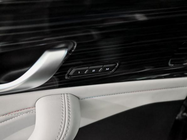 Geely Monjaro I с пробегом 2023 года, цена 3 450 000 рублей, 46709 км, внедорожник, Автокод Объявления