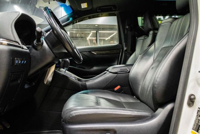 Toyota Alphard III Рестайлинг с пробегом 2019 года, цена 4 699 000 рублей, 128140 км, минивэн, Автокод Объявления