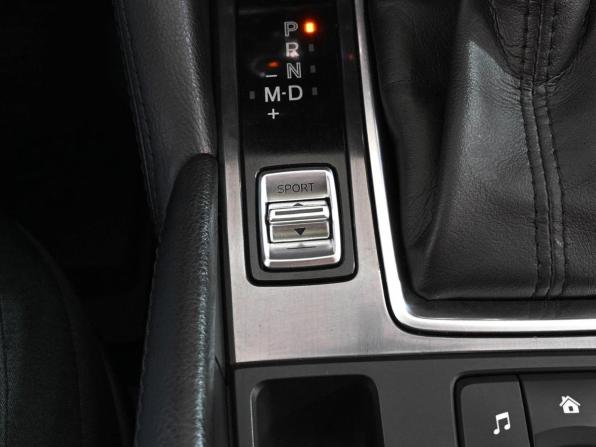 Mazda 6 III (GJ) Рестайлинг с пробегом 2015 года, цена 1 669 000 рублей, 184743 км, седан, Автокод Объявления