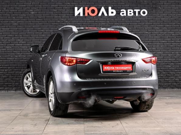 Infiniti FX II (S51) Рестайлинг с пробегом 2013 года, цена 1 770 000 рублей, 176114 км, внедорожник, Автокод Объявления