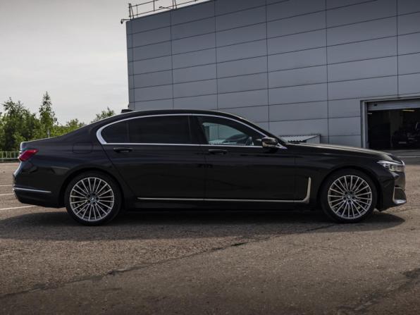 BMW 7 серии VI (G11/G12) Рестайлинг с пробегом 2020 года, цена 5 850 000 рублей, 134785 км, седан, Автокод Объявления