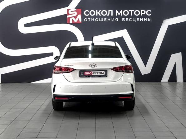 Hyundai Solaris II Рестайлинг с пробегом 2021 года, цена 1 889 900 рублей, 67000 км, седан, Автокод Объявления
