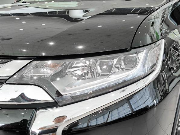 Mitsubishi Outlander III Рестайлинг 3 с пробегом 2018 года, цена 3 250 000 рублей, 113136 км, внедорожник, Автокод Объявления