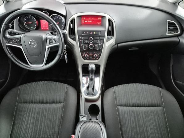 Opel Astra J с пробегом 2010 года, цена 610 000 рублей, 161117 км, хэтчбек, Автокод Объявления