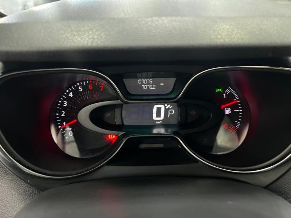 Renault Kaptur I с пробегом 2017 года, цена 1 499 000 рублей, 107000 км, внедорожник, Автокод Объявления