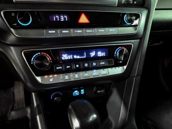 Hyundai Sonata VII (LF) Рестайлинг с пробегом 2017 года, цена 1 680 000 рублей, 161014 км, седан, Автокод Объявления