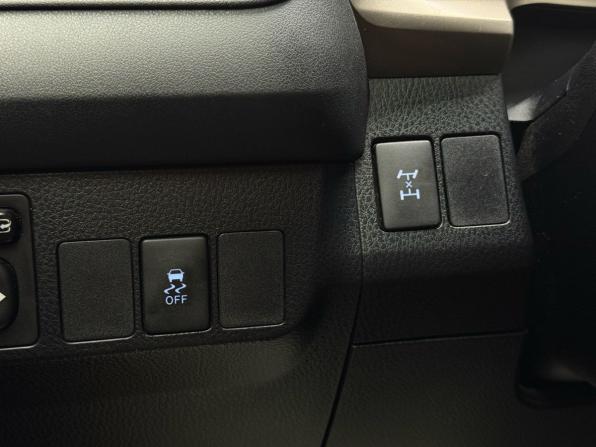 Toyota RAV4 IV (XA40) с пробегом 2014 года, цена 1 649 000 рублей, 197760 км, внедорожник, Автокод Объявления