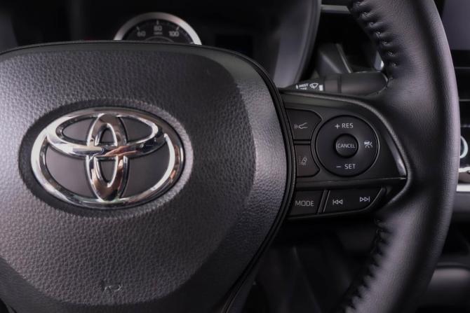Toyota Corolla XII (E210) с пробегом 2019 года, цена 1 789 000 рублей, 65000 км, седан, Автокод Объявления