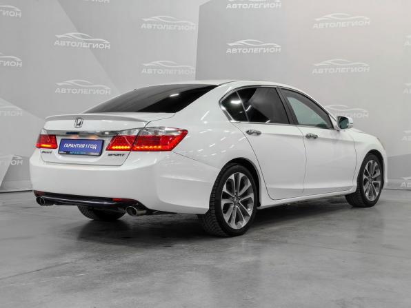 Honda Accord IX с пробегом 2013 года, цена 1 580 000 рублей, 259449 км, седан, Автокод Объявления