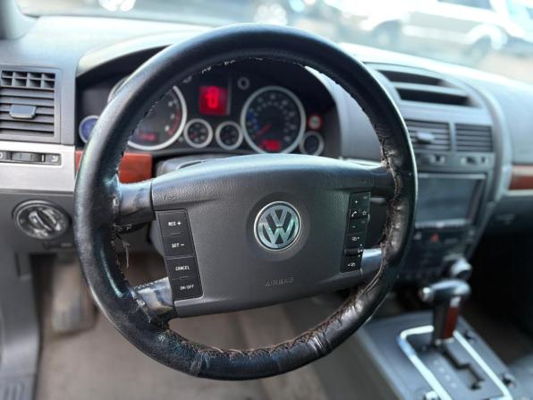 Volkswagen Touareg I с пробегом 2004 года, цена 592 000 рублей, 241835 км, внедорожник, Автокод Объявления