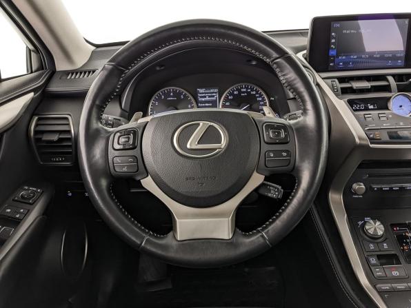 Lexus NX I Рестайлинг с пробегом 2019 года, цена 3 655 000 рублей, 92080 км, внедорожник, Автокод Объявления