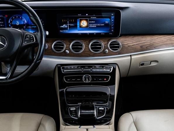 Mercedes-Benz E-Класс V (W213 S213 C238) с пробегом 2016 года, цена 2 299 000 рублей, 225388 км, седан, Автокод Объявления