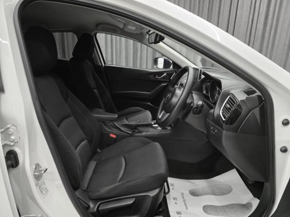 Mazda Axela III с пробегом 2015 года, цена 1 149 000 рублей, 167000 км, хэтчбек, Автокод Объявления