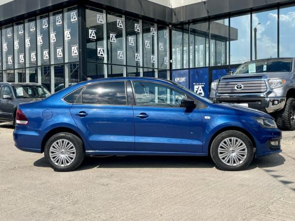 Volkswagen Polo V Рестайлинг с пробегом 2019 года, цена 780 000 рублей, 171404 км, седан, Автокод Объявления