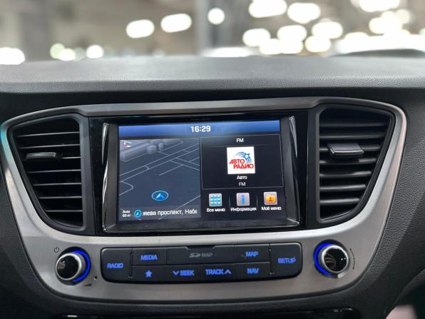 Hyundai Solaris II с пробегом 2017 года, цена 1 220 000 рублей, 164186 км, седан, Автокод Объявления