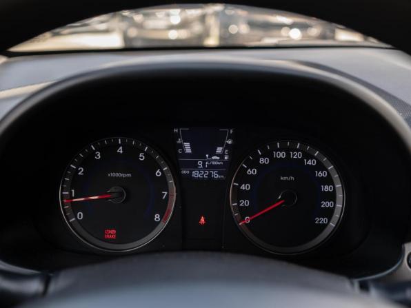 Hyundai Solaris I с пробегом 2012 года, цена 899 000 рублей, 182276 км, хэтчбек, Автокод Объявления