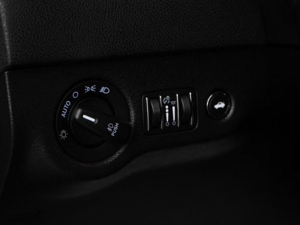 Dodge Charger VII (LD) Рестайлинг с пробегом 2015 года, цена 3 459 000 рублей, 141804 км, седан, Автокод Объявления