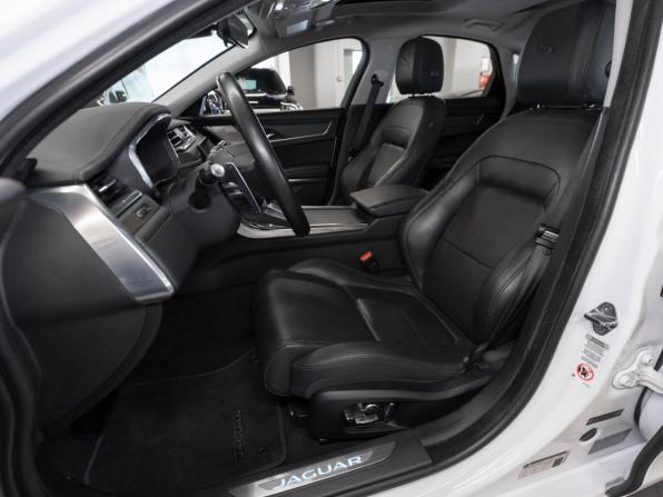 Jaguar XF II Рестайлинг с пробегом 2021 года, цена 4 500 000 рублей, 38223 км, седан, Автокод Объявления