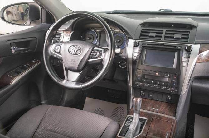 Toyota Camry VII (XV50) Рестайлинг 2 с пробегом 2018 года, цена 2 399 000 рублей, 112000 км, седан, Автокод Объявления