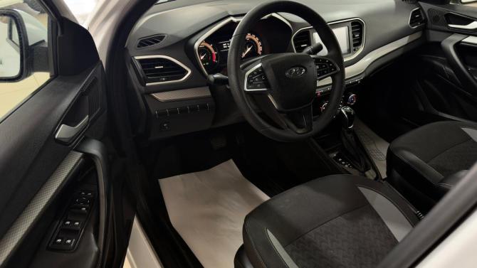 Lada (ВАЗ) Vesta I Рестайлинг (NG) с пробегом 2024 года, цена 1 370 000 рублей, 38800 км, седан, Автокод Объявления
