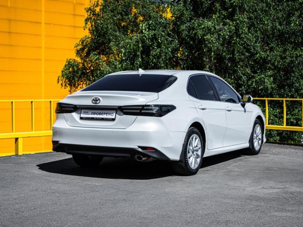 Toyota Camry VIII (XV70) Рестайлинг с пробегом 2021 года, цена 2 960 000 рублей, 56160 км, седан, Автокод Объявления
