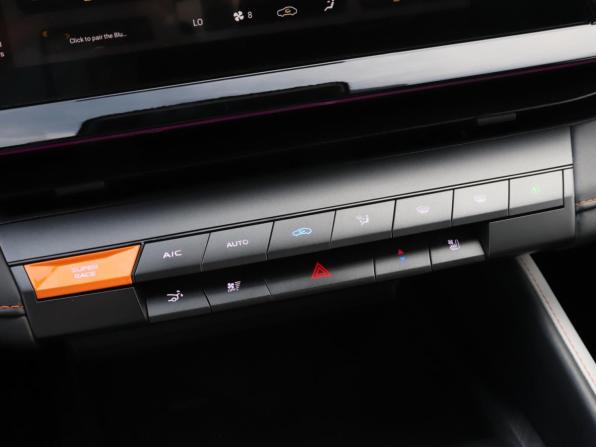 Changan UNI-V I с пробегом 2023 года, цена 2 380 000 рублей, 32000 км, лифтбек, Автокод Объявления