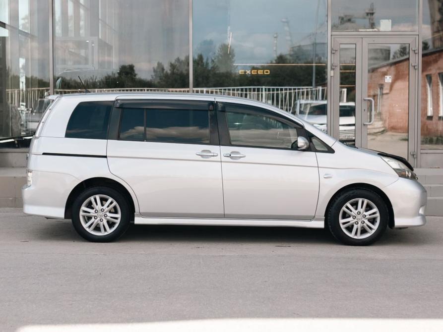 Toyota ISis I Рестайлинг Новосибирск  - изображение 4