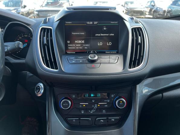 Ford C-MAX II Рестайлинг с пробегом 2016 года, цена 1 037 000 рублей, 163711 км, компактвэн, Автокод Объявления